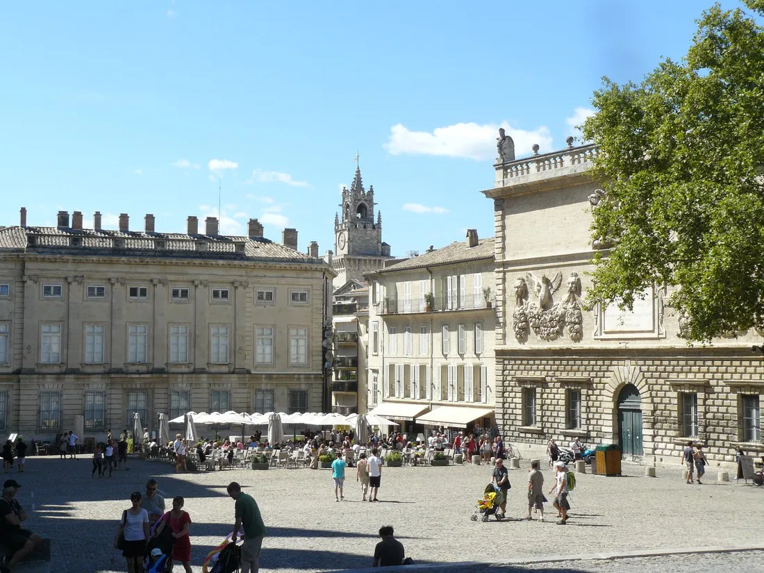 bagatelle-avignon-ljb8i