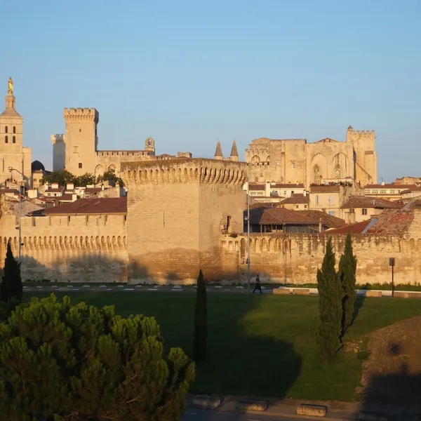 bagatelle-avignon-z4qtf