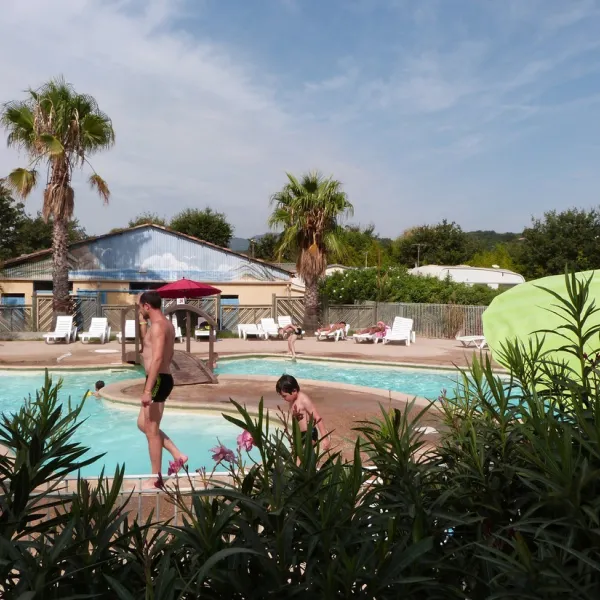 domaine-du-golfe-de-st-tropez-port-grimaud-en-grimaud-dnouw