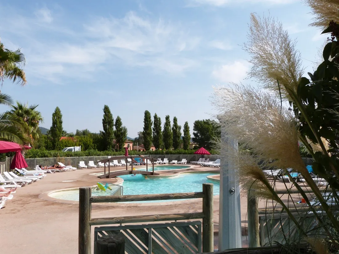 domaine-du-golfe-de-st-tropez-port-grimaud-en-grimaud-gobzl