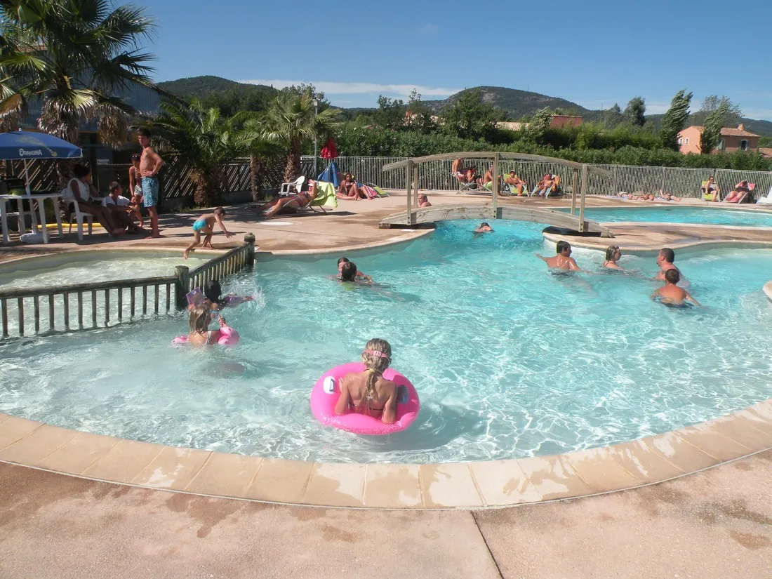domaine-du-golfe-de-st-tropez-port-grimaud-en-grimaud-kmhtb
