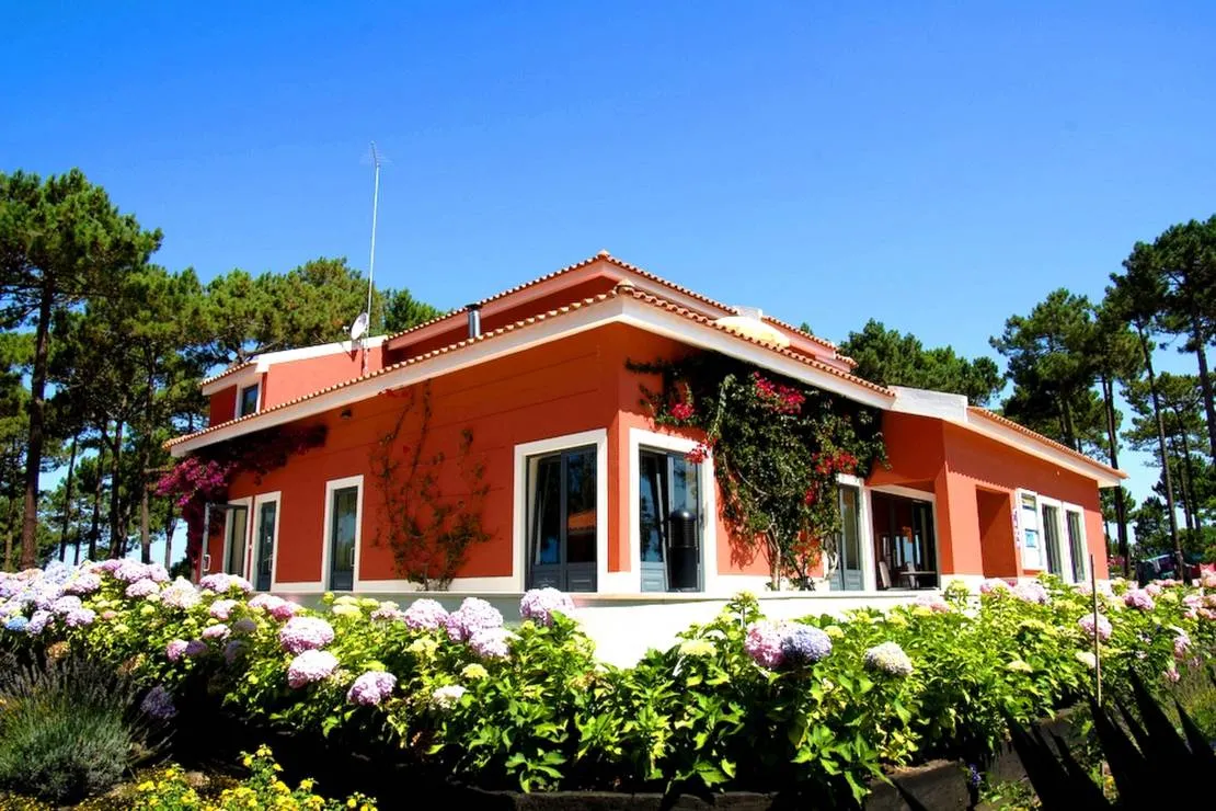 ohai-nazare-outdoor-resort-nazare-m8xhc