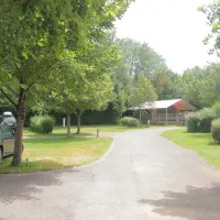 yelloh-village-la-grange-de-monteillac-seacuteveacuterac-leacuteglise-aveyron-fqht1