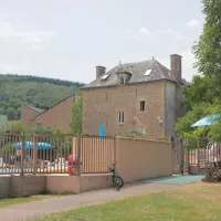 yelloh-village-la-grange-de-monteillac-seacuteveacuterac-leacuteglise-aveyron-tigzl