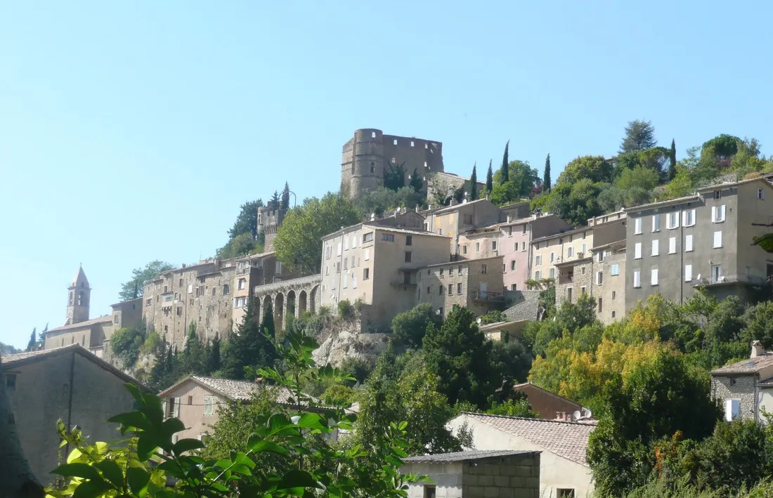 le-pre-des-arbres-montbrun-les-bains-1mheu