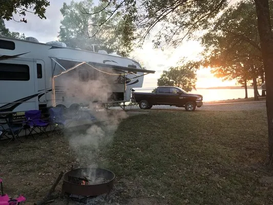 victor-landing-campground-wister-lmmwe