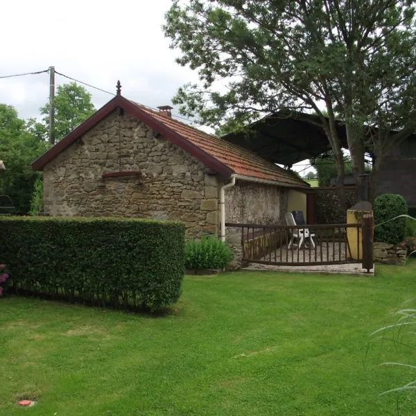 le-petit-chaumont-st-priest-en-murat-allier-jbpr0