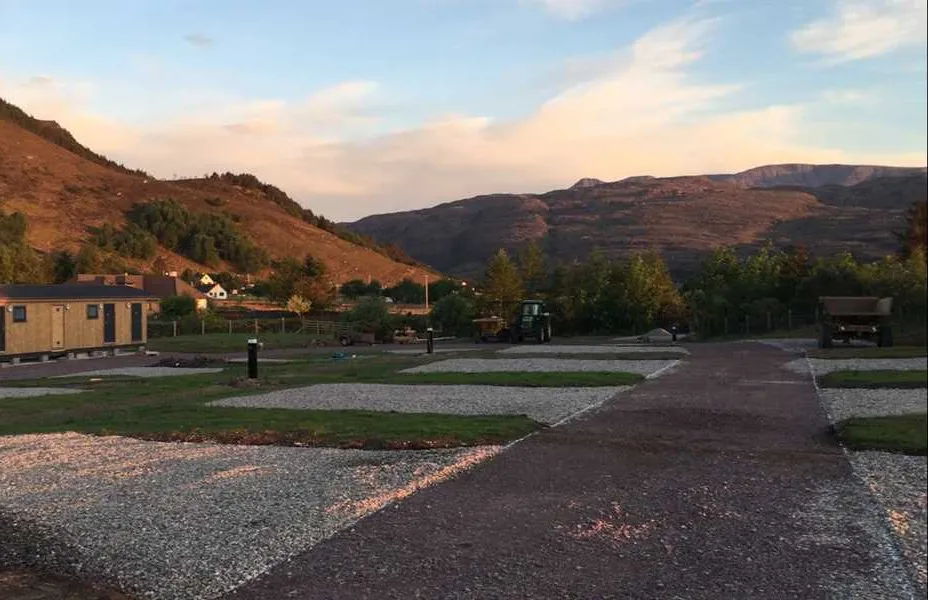shieldaig-camping-and-cabins-strathcarron-aovob
