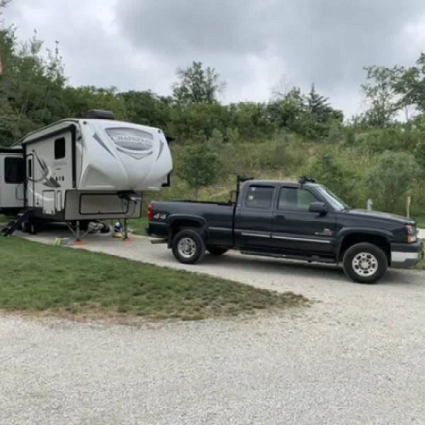 Eagle Cliff Campground and Lodging