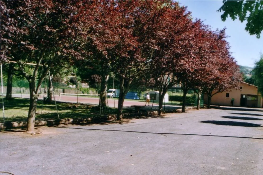 camping-la-planque-st-izaire-f3z4v