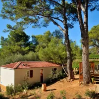 residentiel-la-pinede-castelnau-de-guers-xmrps