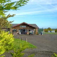 lady-heyes-touring-caravan-park-frodsham-6cc28