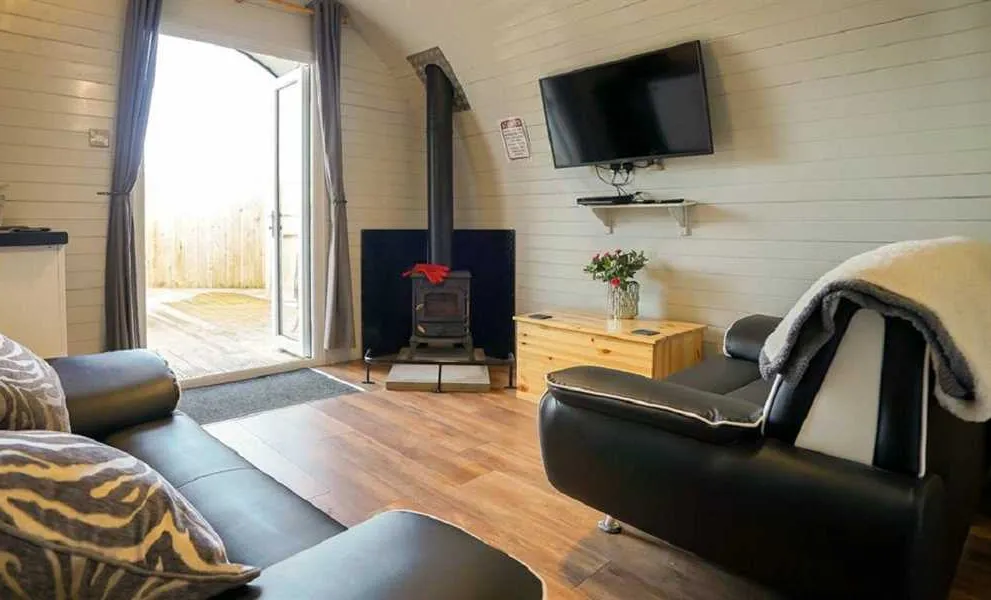 lady-heyes-touring-caravan-park-frodsham-ec2tw