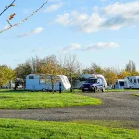 lady-heyes-touring-caravan-park-frodsham-mv2bt
