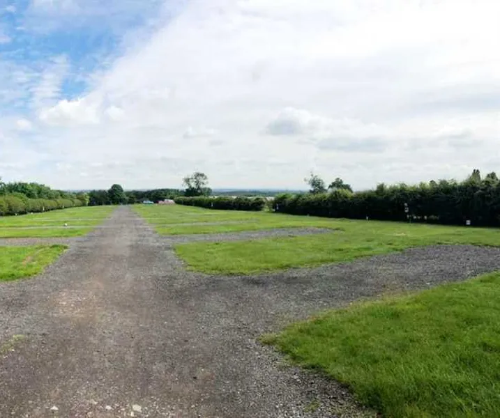 lady-heyes-touring-caravan-park-frodsham-zasyx