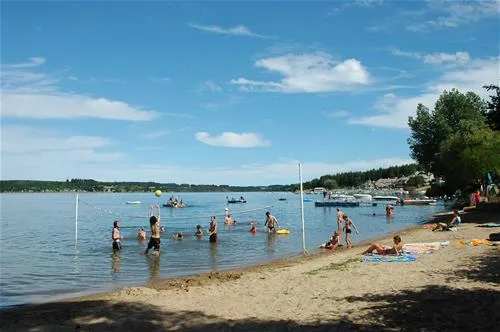 beau-rivage-salles-curan-aveyron-4tpqd