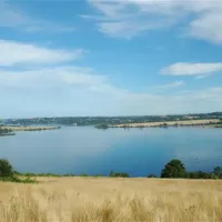 beau-rivage-salles-curan-aveyron-lz2ta