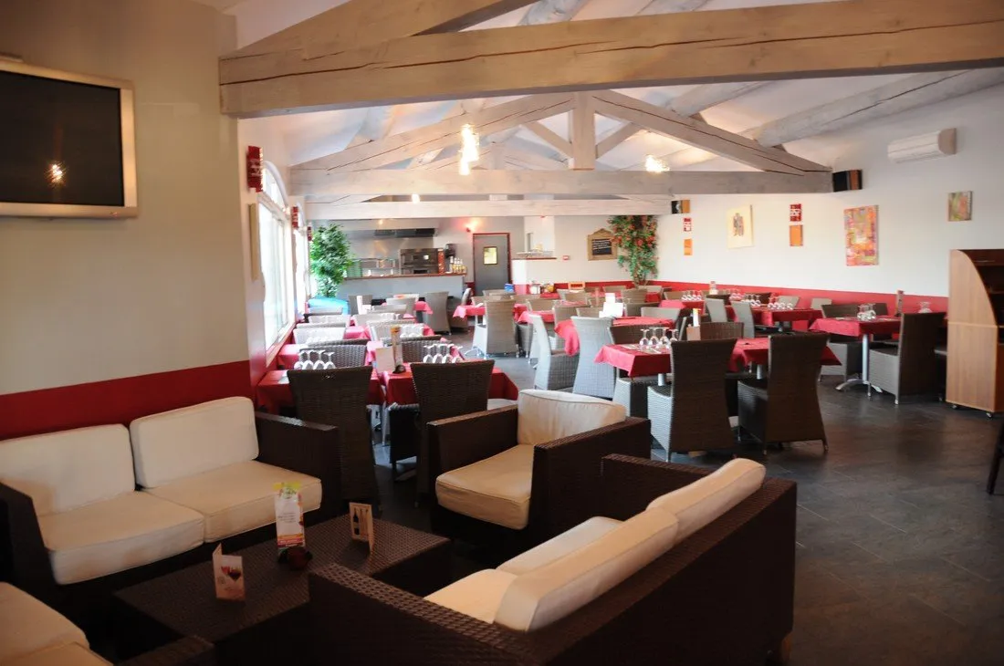 les-fontaines-pernes-les-fontaines-vaucluse-7oact