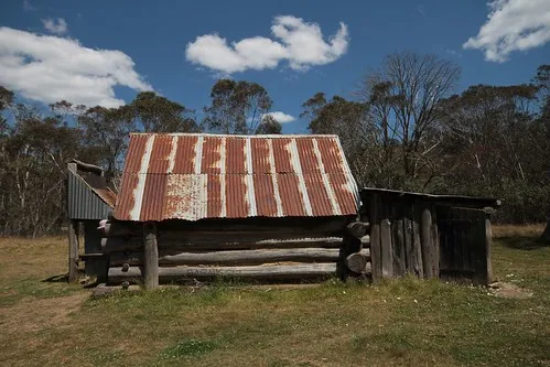 davies-plain-hut-campground-tom-groggin-lf2rj