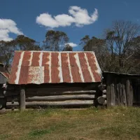 davies-plain-hut-campground-tom-groggin-lf2rj