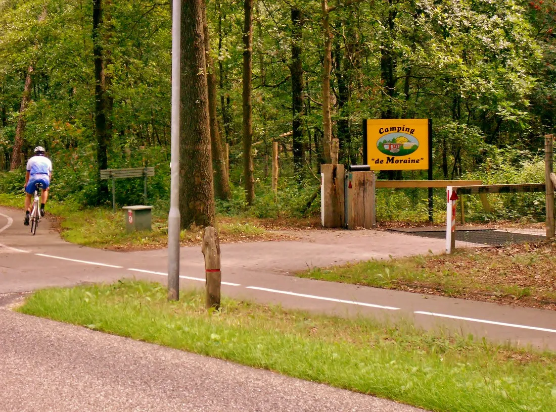de-moraine-spier-9ufxz