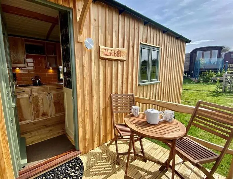 bramble-hill-glamping-filey-btdju