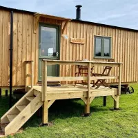 bramble-hill-glamping-filey-rnzqw