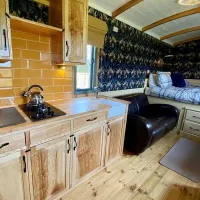 bramble-hill-glamping-filey-utu0x