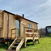 bramble-hill-glamping-filey-uvobr