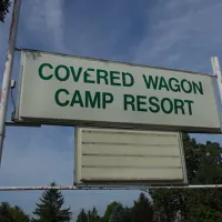 covered-wagon-camp-resort-ottawa-lake-ndiie