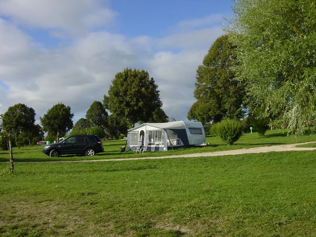 la-grisiere-et-europe-vacances-clairvaux-les-lacs-jura-wube7