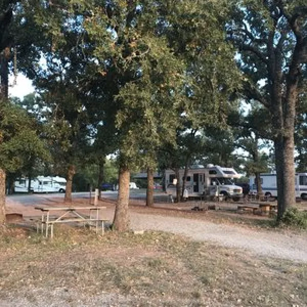 Pauls Valley City Lake Campground