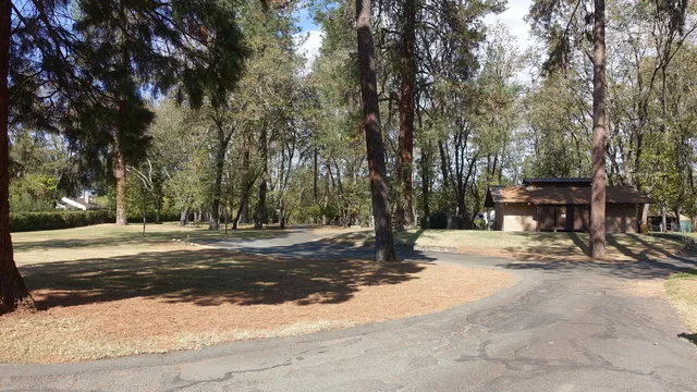 schroeder-park-campground-grants-pass-0khzo