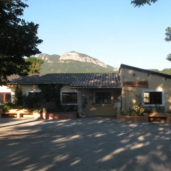 les-cigales-st-genis-th0sg