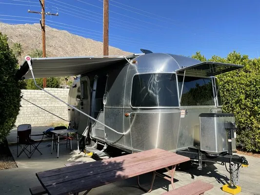 happy-traveler-rv-park-palm-springs-d6ka8