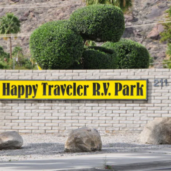 happy-traveler-rv-park-palm-springs-wmt6k