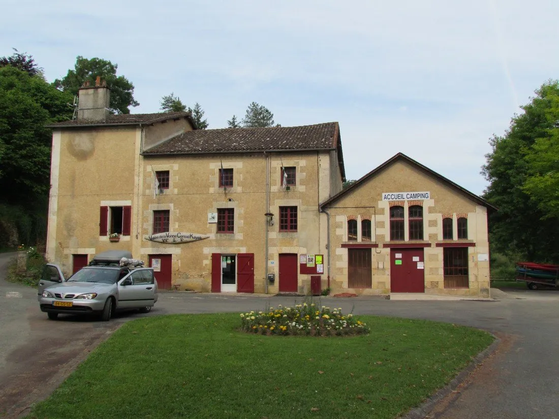 municipal-de-vauchiron-lusignan-vienne-vmwpf
