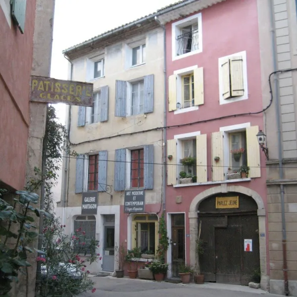 le-bosquet-malaucene-w2fbq