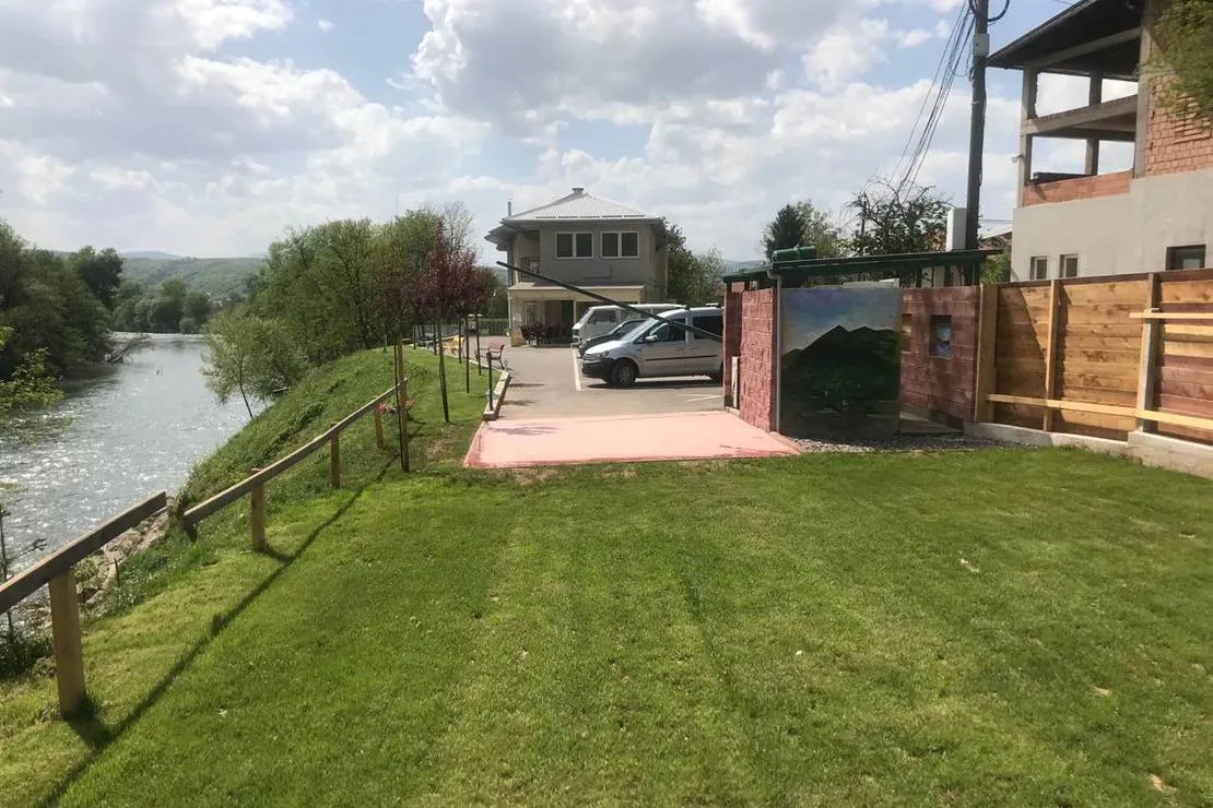 autocamp-visoko-visoko-diywo