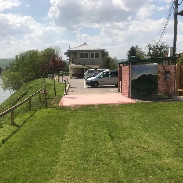 autocamp-visoko-visoko-diywo