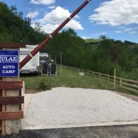 autocamp-visoko-visoko-xcqd9