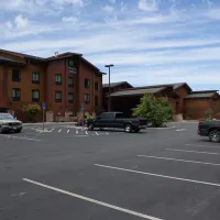 redwood-hotel-casino-klamath-d7dto