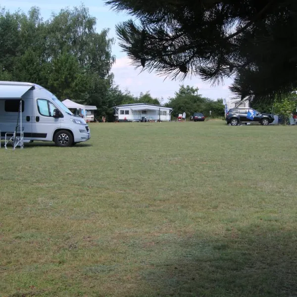 camp-palitzsee-canow-ts4p2
