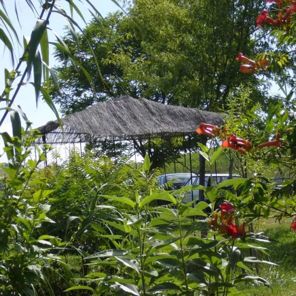 biohof-la-communion-camping-a-la-ferme-latour-mnnw2