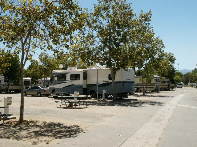 castaic-lake-rv-park-castaic-cwa8k