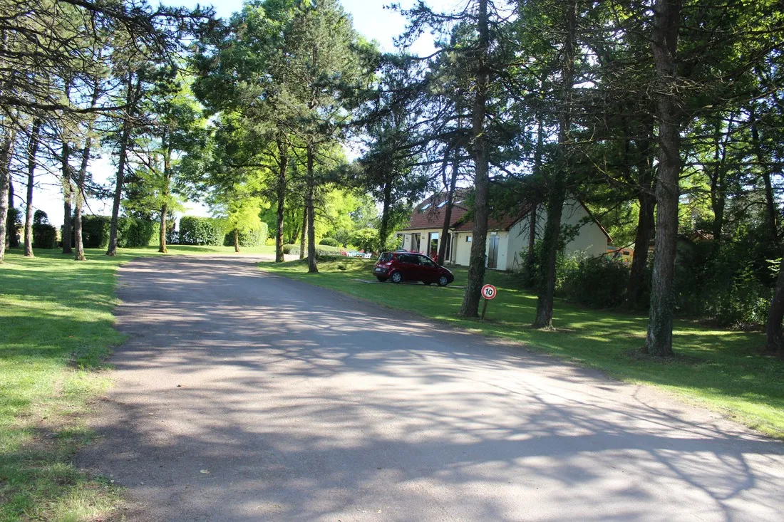 la-croix-d-arles-bourg-en-bresse-ov1e9