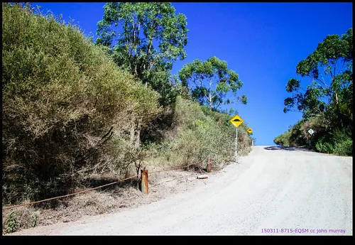 stockton-beach-lavis-lane-entry-campground-tzy9c
