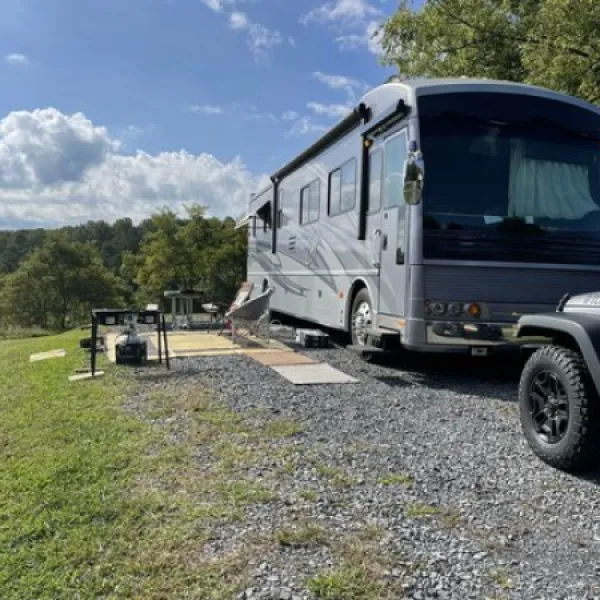mountain-lake-campground-cabins-summersville-xmofy