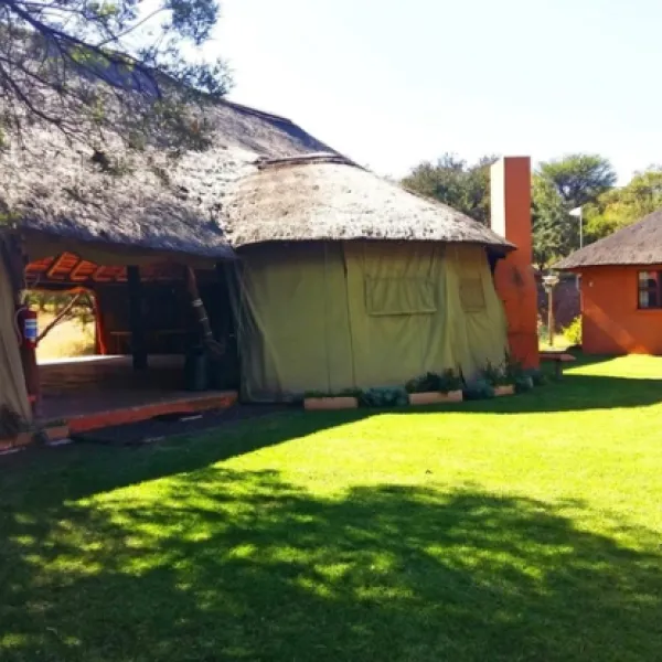 warthogs-bush-lodge-magaliesburg-kamfo