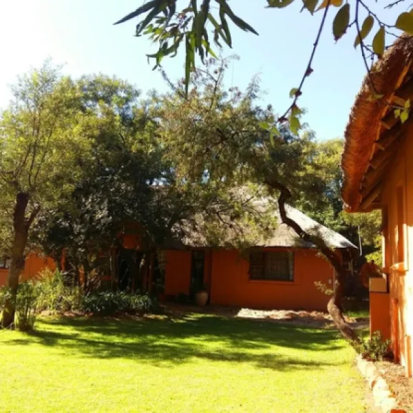 warthogs-bush-lodge-magaliesburg-mr25p